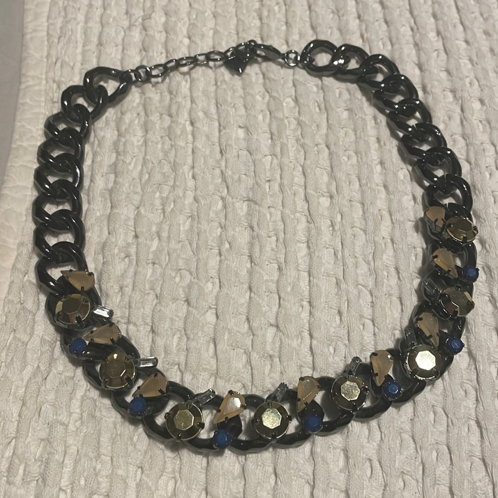 BcbgMaxAzria statement necklace - Picture 2 of 6
